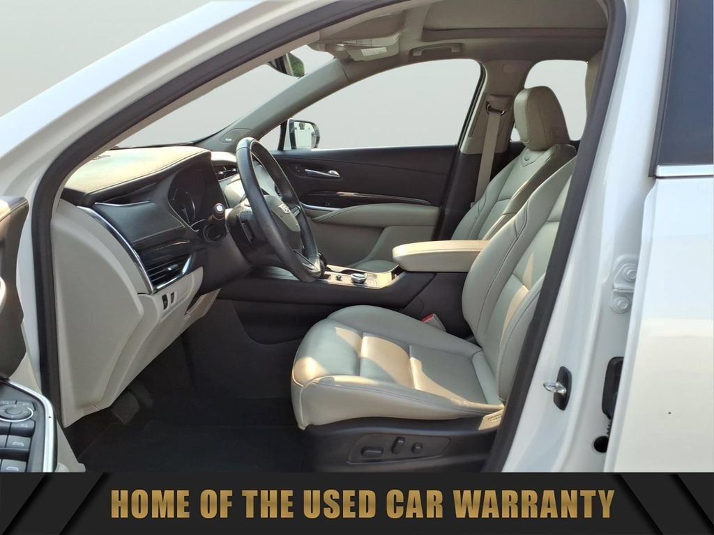 Used 2023 Cadillac XT4 Premium Luxury w/ Sun And Sound Package AWD/4WD image 15