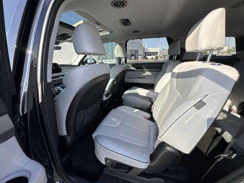 Used 2023 Hyundai Palisade SEL w/ Premium Package AWD/4WD image 26