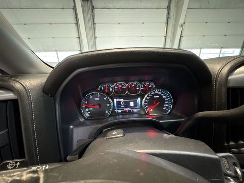 Used 2018 GMC Sierra 1500 SLT image 12