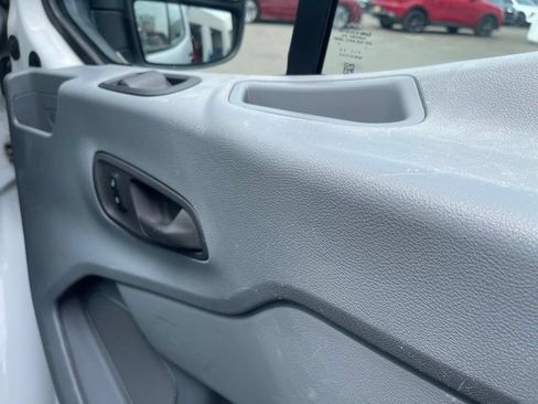Used 2017 Ford Transit 150 130 Low Roof RWD image 21