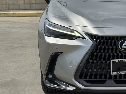 Used 2025 Lexus NX 350h AWD w/ Accessory Package (2T) image 7