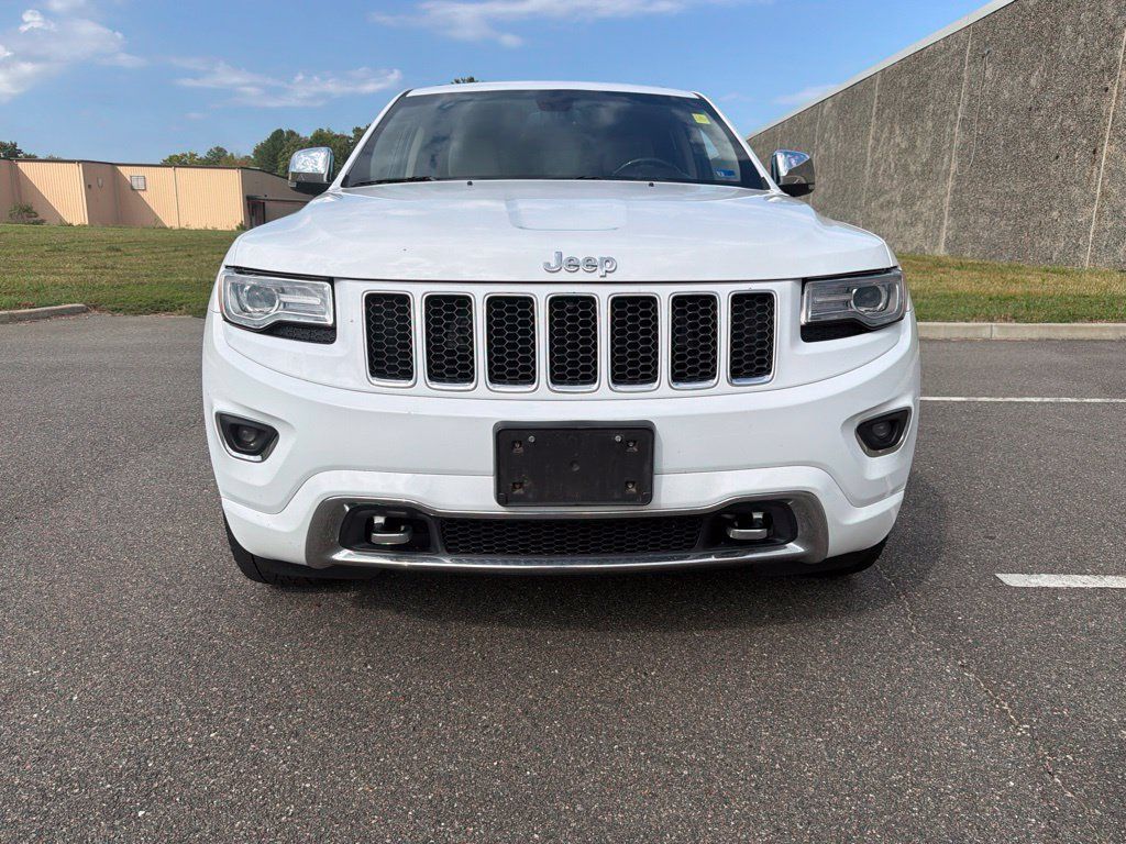 Used 2015 Jeep Grand Cherokee Overland AWD/4WD image 2