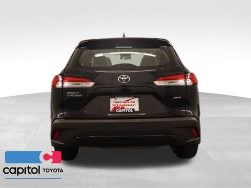 Certified 2024 Toyota Corolla Cross L AWD/4WD image 6