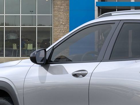 New 2026 Chevrolet Trax ACTIV FWD image 12