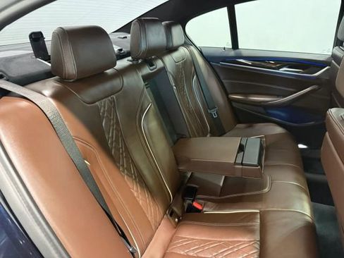 Used 2019 BMW 540i w/ M Sport Package image 30