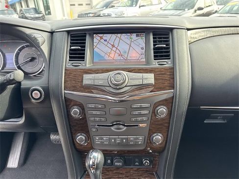 Used 2017 Nissan Armada Platinum image 24