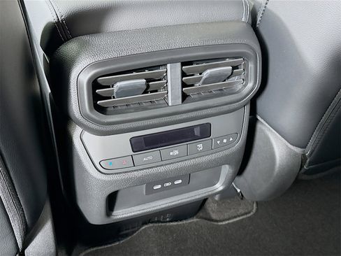 Certified 2025 Honda Pilot EX-L image 20