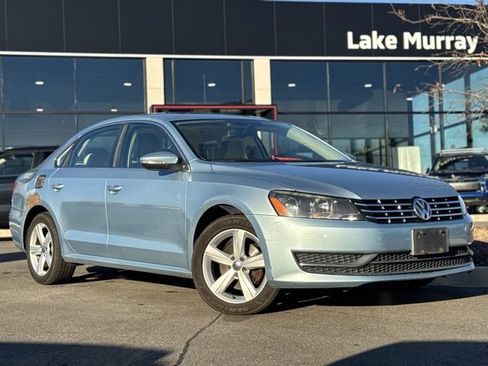 Used 2012 Volkswagen Passat TDI SE image 1
