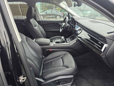 Used 2024 Audi Q7 3.0T Premium Plus image 11