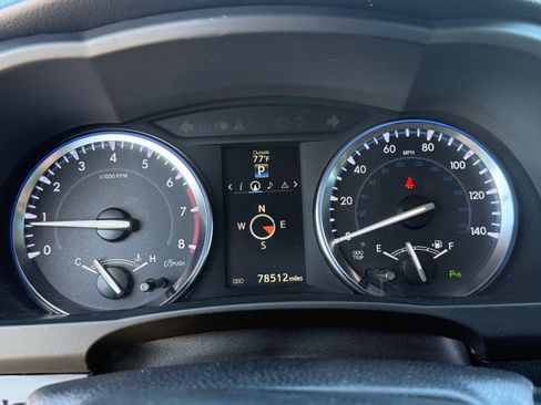 Used 2015 Toyota Highlander Limited FWD image 16