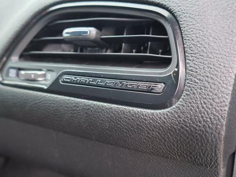 Used 2019 Dodge Challenger R/T Scat Pack image 32