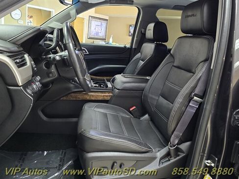 Used 2016 GMC Yukon Denali w/ Open Road Package AWD/4WD image 17