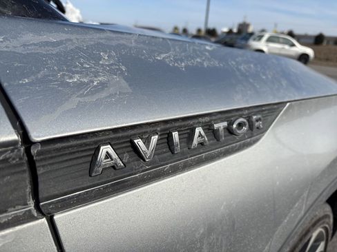 Used 2021 Lincoln Aviator Reserve w/ Equipment Group 202A AWD/4WD image 14