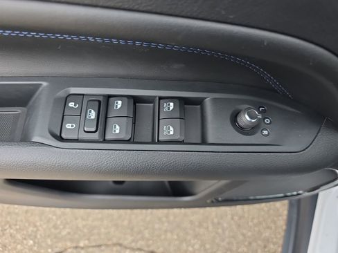 New 2026 Jeep Compass Latitude AWD/4WD image 27