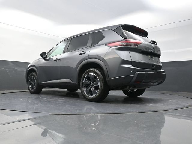 Used 2024 Nissan Rogue SV FWD image 35