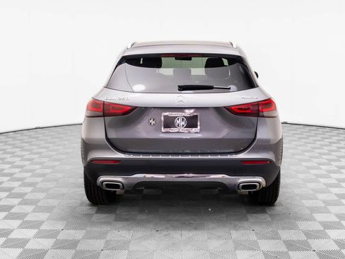 Used 2021 Mercedes-Benz GLA 250 4MATIC image 4