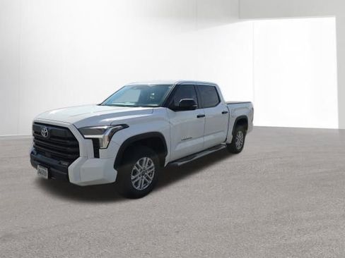 Used 2024 Toyota Tundra SR5 w/ SR5 Convenience Package image 2