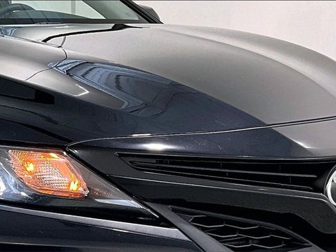 Used 2024 Toyota Camry SE image 32