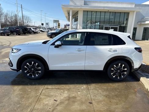 New 2026 Honda HR-V EX-L image 2