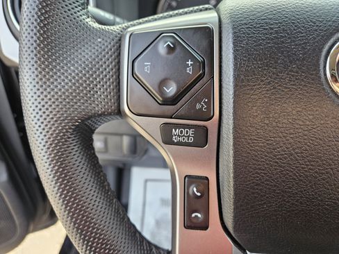 Used 2023 Toyota Tacoma TRD Off-Road image 26