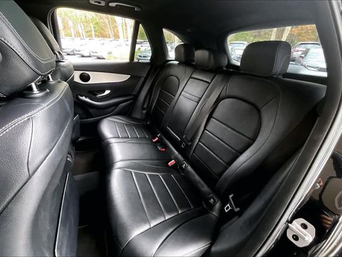 Used 2022 Mercedes-Benz GLC 300 image 19