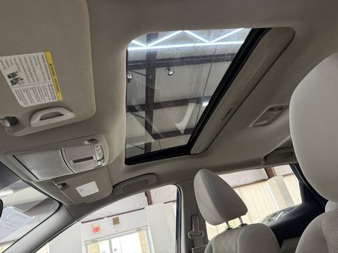 Used 2019 Nissan Rogue Sport FWD image 30