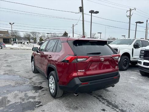 Used 2019 Toyota RAV4 LE image 12