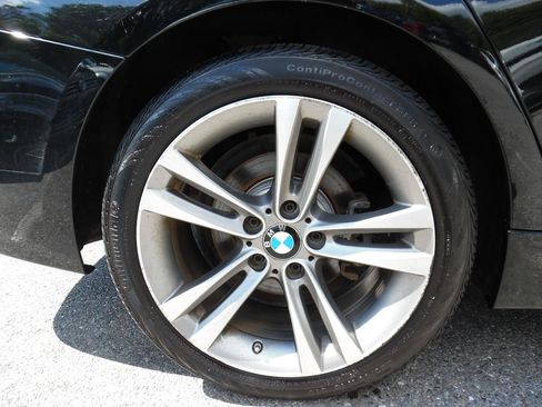 Used 2018 BMW 330i xDrive Sedan AWD/4WD image 25