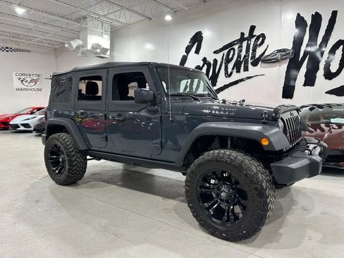 Used 2016 Jeep Wrangler Unlimited Sport image 29