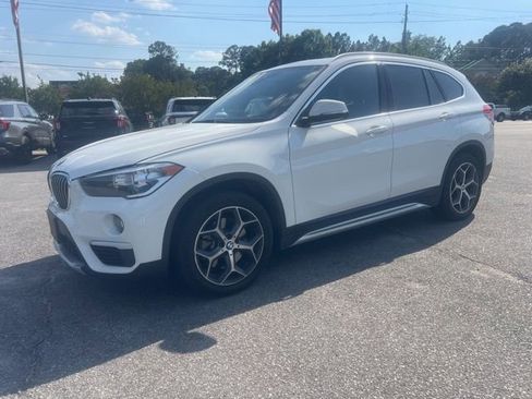 Used 2019 BMW X1 xDrive28i w/ Convenience Package AWD/4WD image 2