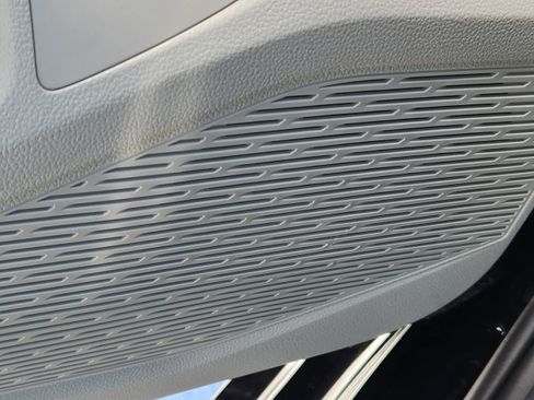 New 2025 Volkswagen Jetta SE image 19