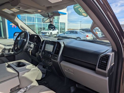 Used 2018 Ford F150 XLT w/ Equipment Group 302A Luxury image 39