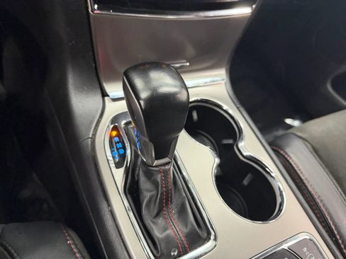 Used 2021 Jeep Grand Cherokee Trailhawk AWD/4WD image 34