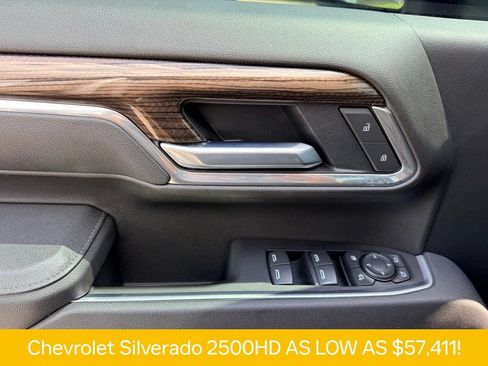 Used 2025 Chevrolet Silverado 2500 LT w/ Trail Boss Package AWD/4WD image 30