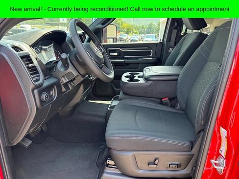 Used 2026 RAM 2500 Big Horn AWD/4WD image 9