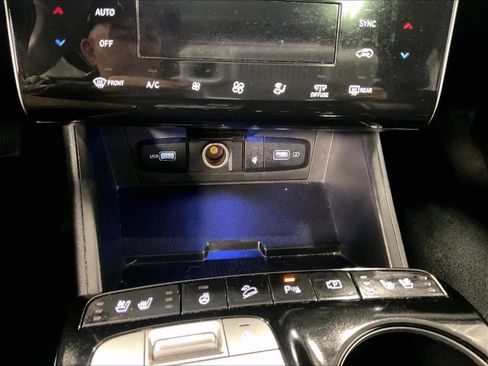 Used 2024 Hyundai Tucson Limited image 28
