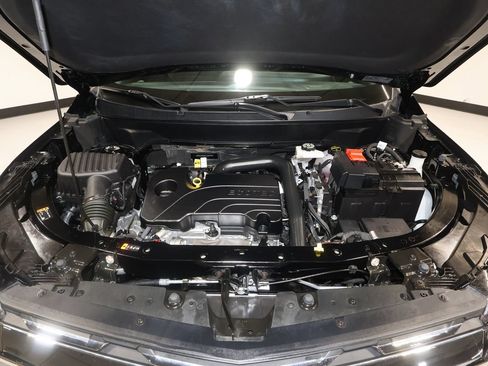 Used 2026 Chevrolet Equinox LT FWD image 33
