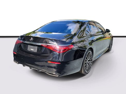Used 2023 Mercedes-Benz S 580 4MATIC Sedan image 4