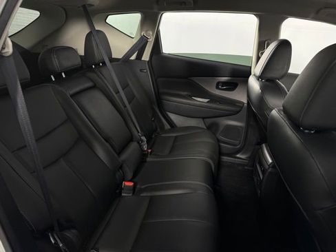 Used 2024 Nissan Murano SV image 18