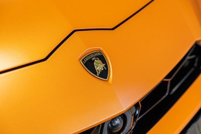 Used 2022 Lamborghini Urus AWD/4WD image 49