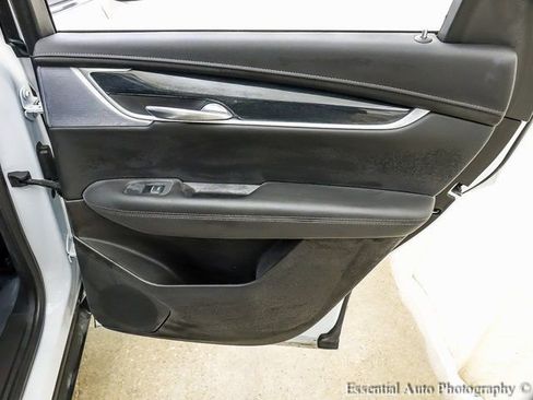 Certified 2025 Cadillac XT5 Premium Luxury image 23