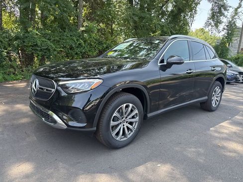 New 2025 Mercedes-Benz GLC 300 4MATIC image 3