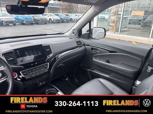 Used 2019 Honda Pilot Touring image 45