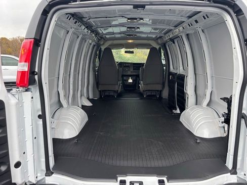 New 2025 Chevrolet Express 2500 w/ Driver Convenience Package RWD image 28