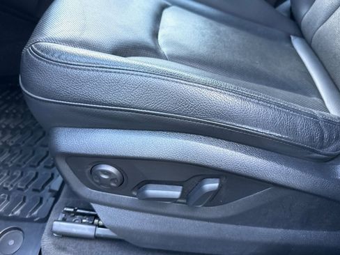 Used 2018 Audi Q7 3.0T Prestige image 14