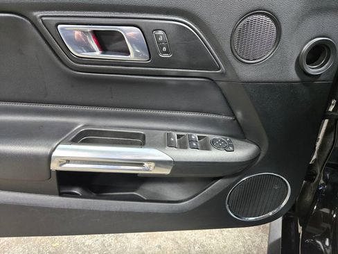 Used 2023 Ford Mustang Premium image 13