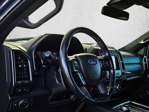 Used 2019 Ford Expedition Limited w/ Equipment Group 301A image 9