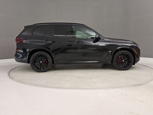 New 2026 BMW X5 sDrive40i w/ M Sport Package RWD image 6