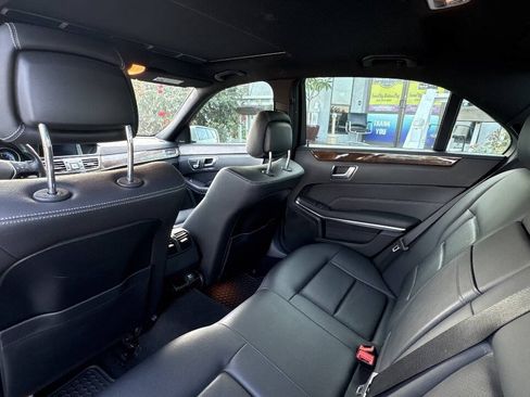 Used 2016 Mercedes-Benz E 350 4MATIC Sedan image 5