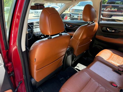 Used 2017 Nissan Rogue SL w/ SL Premium Package FWD image 33